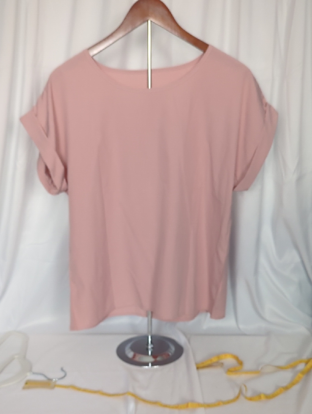 SHEIN Dusty Pink Rolled-Sleeve Scoop Neck Tee